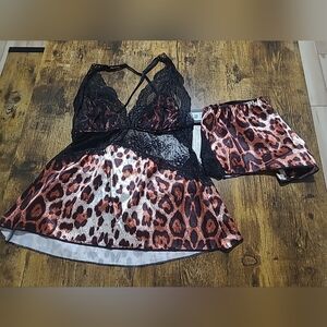 NWT Frederick's Of Hollywood Size Small Rosalina Leopard Rose Cami Short Set